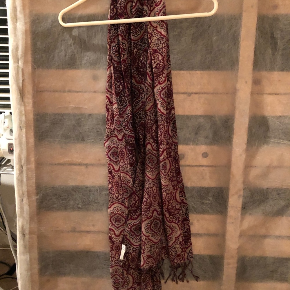 Brand new 100% wool Talbots scarf